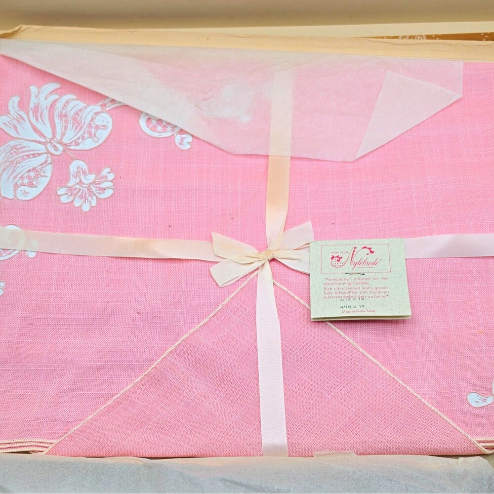 Bardwil Nylebrode Pink Rayon Napkins 8 Pc Set Embroidered Original Tag vintage